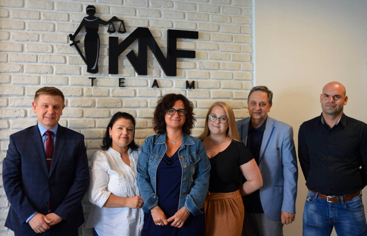 Zespół Kancelarii Prawnej KNF Team.